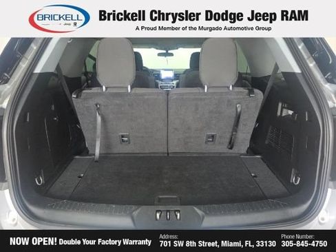 Used 2023 Ford Explorer XLT RWD image 5