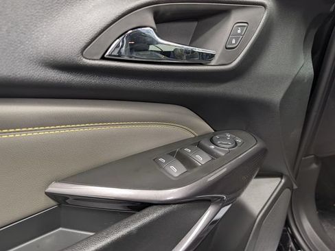 New 2026 Chevrolet Trax ACTIV w/ Sunroof Package FWD image 15