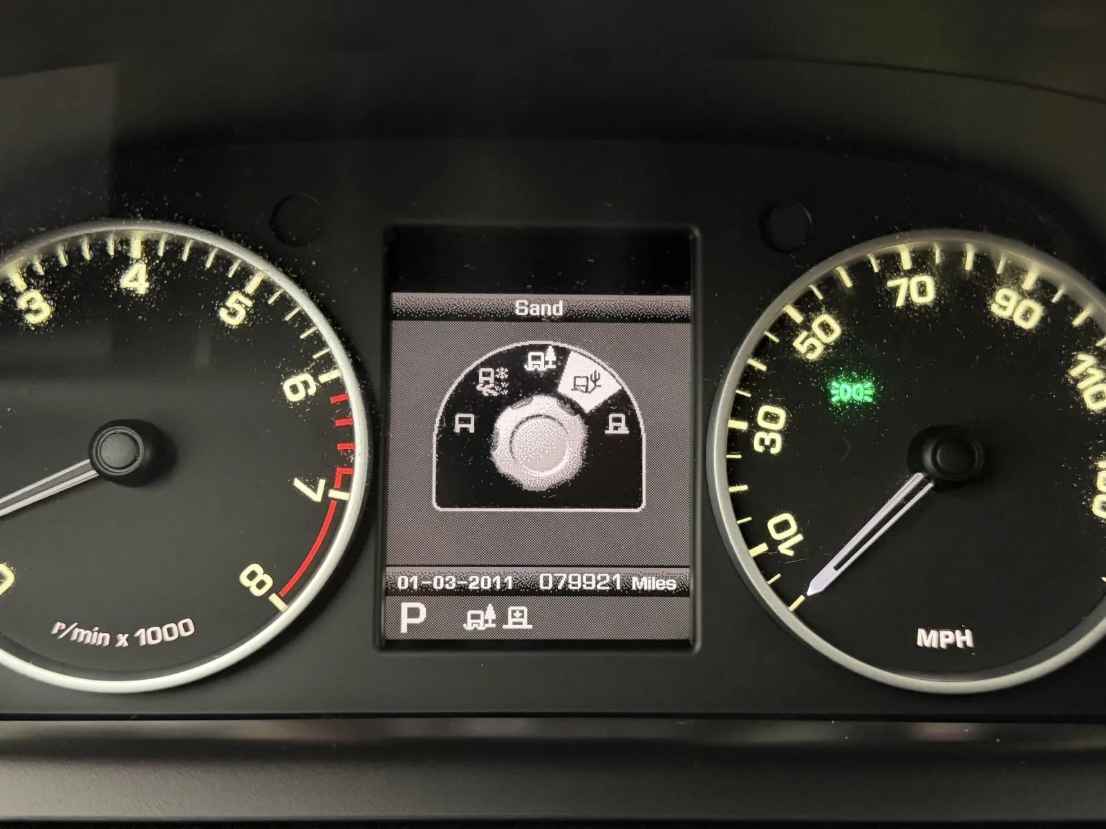 Used 2011 Land Rover LR4 HSE LUX AWD/4WD image 16