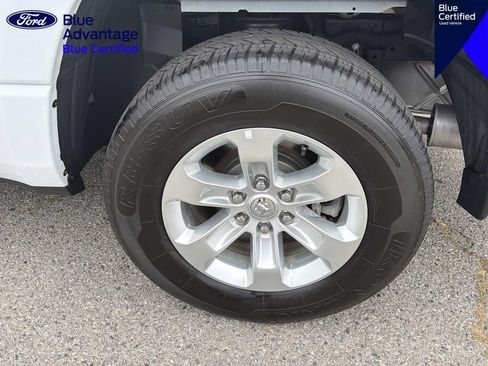 Used 2024 RAM 1500 Laramie AWD/4WD image 8