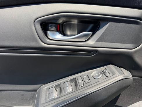 Used 2023 Honda Accord Sport image 14