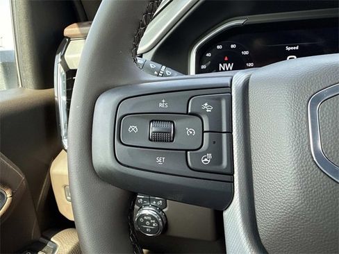 New 2026 GMC Sierra 3500 Denali w/ Denali Reserve Package image 28