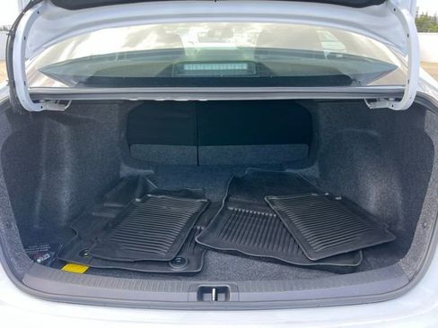 Certified 2025 Toyota Corolla SE w/ Convenience Package FWD image 32