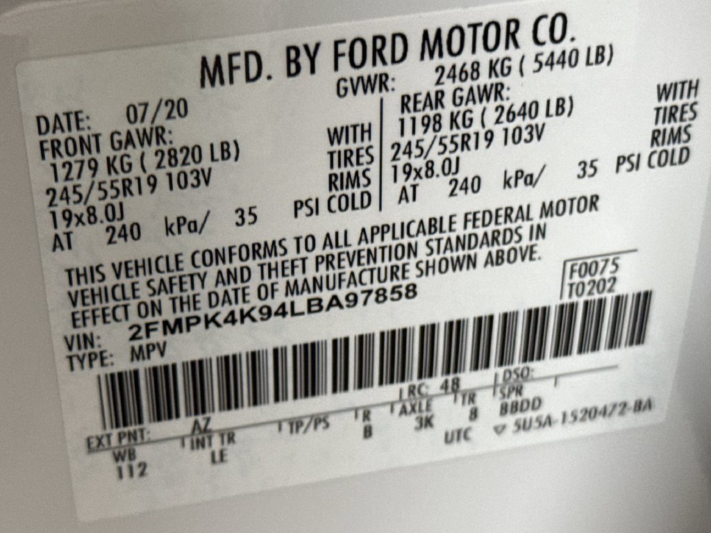 Used 2020 Ford Edge Titanium w/ Class II Trailer Tow Package AWD/4WD image 28