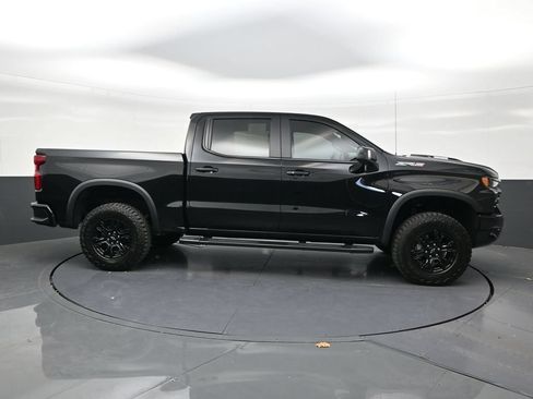 Used 2026 Chevrolet Silverado 1500 ZR2 AWD/4WD image 6