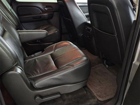 Used 2012 Chevrolet Suburban LT w/ Texas Edition image 29