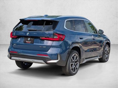 New 2026 BMW X1 xDrive28i AWD/4WD image 2