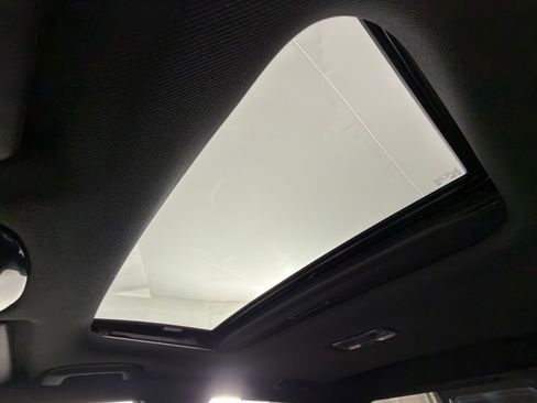 Used 2023 Hyundai Santa Cruz Limited image 13