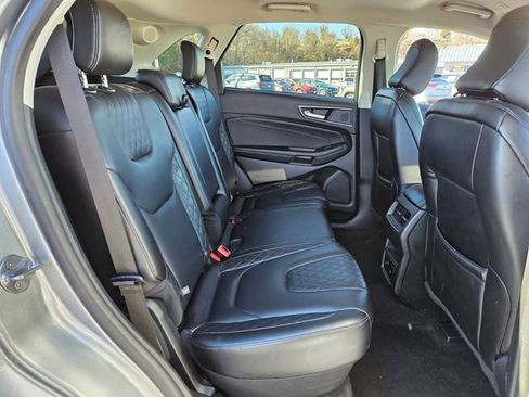 Used 2024 Ford Edge Titanium image 15