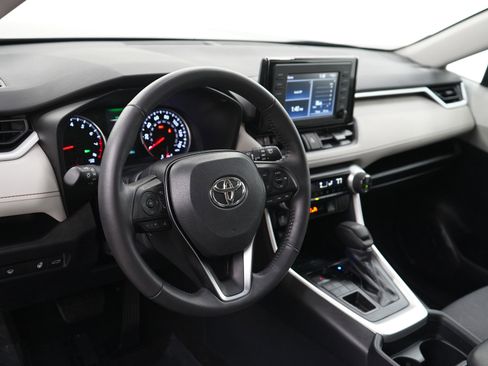 Used 2019 Toyota RAV4 XLE w/ Convenience Package image 21