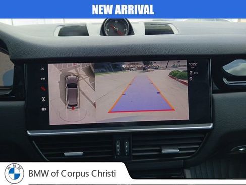 Used 2022 Porsche Cayenne S image 20