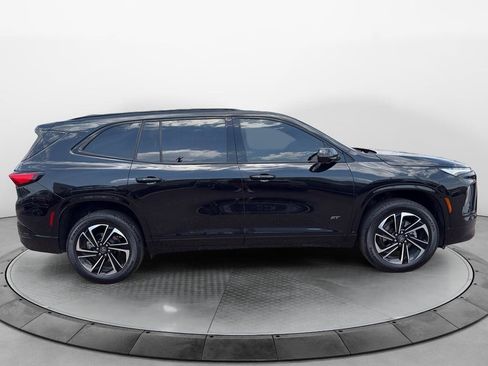 Used 2025 Buick Enclave Sport Touring FWD image 4