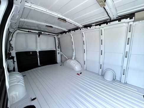New 2025 Chevrolet Express 2500 w/ Safety Package image 18