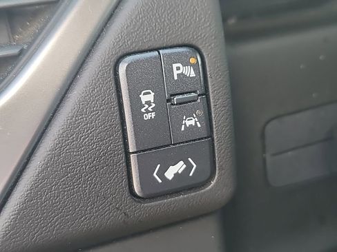 Used 2017 Chevrolet Tahoe LT image 15