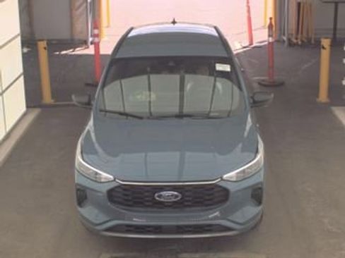 Used 2024 Ford Escape ST-Line w/ Tech Pack #1 AWD/4WD image 2