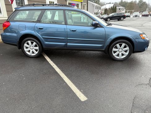 Used 2006 Subaru Outback 2.5i Limited image 4