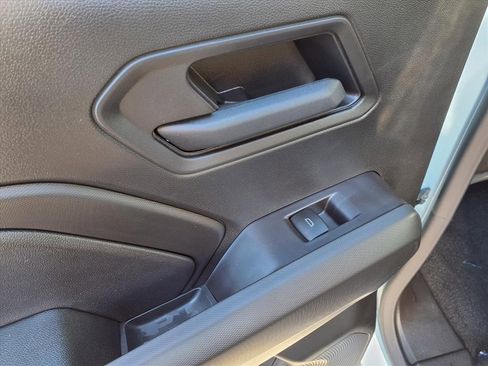 New 2026 Chevrolet Colorado W/T image 8