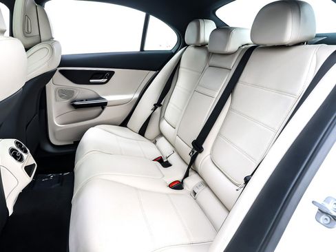 Certified 2025 Mercedes-Benz C 300 Sedan image 10