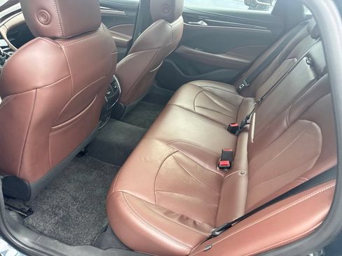 Used 2019 Buick LaCrosse Avenir FWD image 9