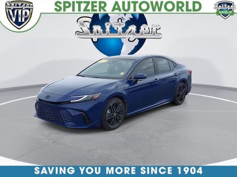 Used 2025 Toyota Camry XSE w/ Premium Plus Package image 4