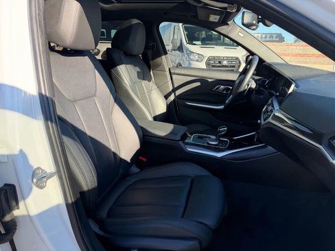 Used 2020 BMW 330i Sedan w/ Premium Package image 13