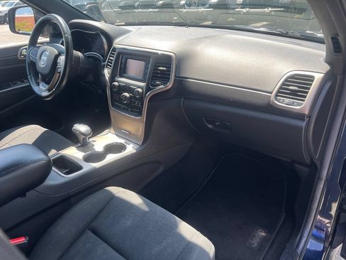 Used 2014 Jeep Grand Cherokee Laredo w/ Quick Order Package 23E AWD/4WD image 20