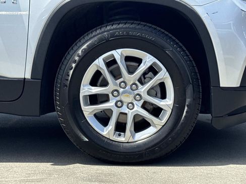 Used 2018 Chevrolet Traverse LS FWD image 32