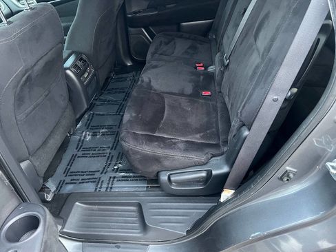 Used 2015 Nissan Pathfinder SV image 23