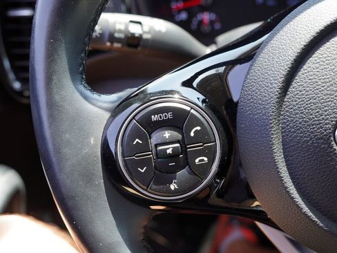 Used 2020 Kia Soul EX FWD image 32