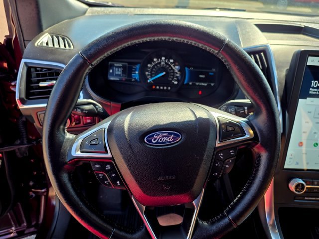 Used 2023 Ford Edge Titanium w/ Equipment Group 301A AWD/4WD image 28