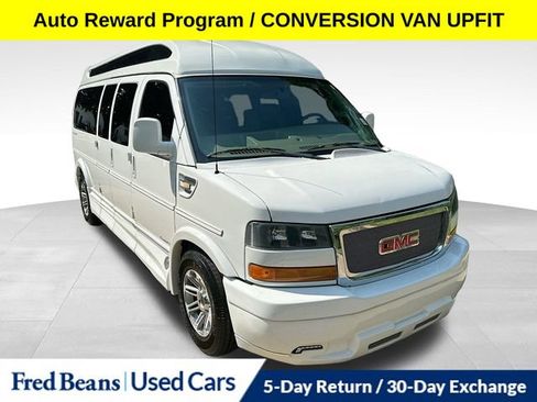 Used 2016 GMC Savana 2500 Extended RWD image 1