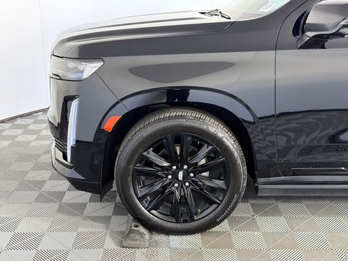 Used 2022 Cadillac Escalade Sport w/ Touring Package image 9