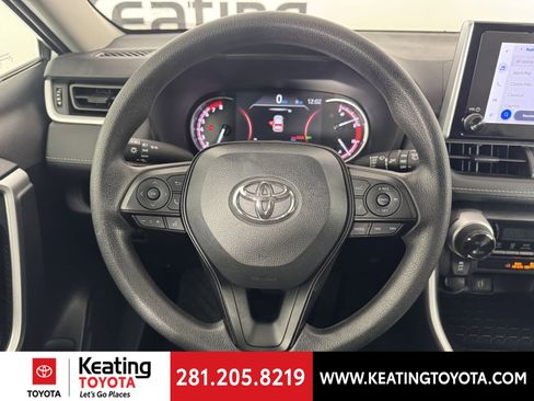 Certified 2025 Toyota RAV4 XLE image 30