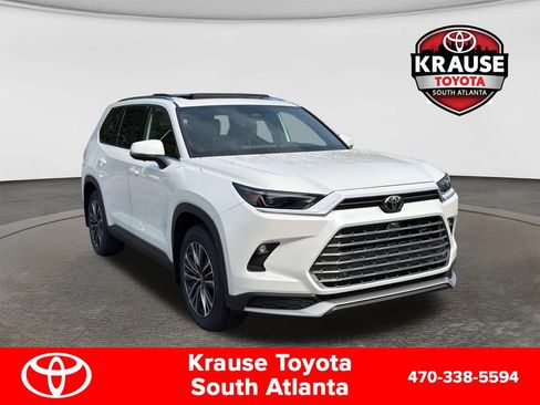 New 2026 Toyota Grand Highlander AWD Hybrid image 1