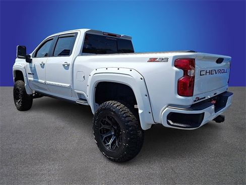 New 2025 Chevrolet Silverado 2500 LT image 4
