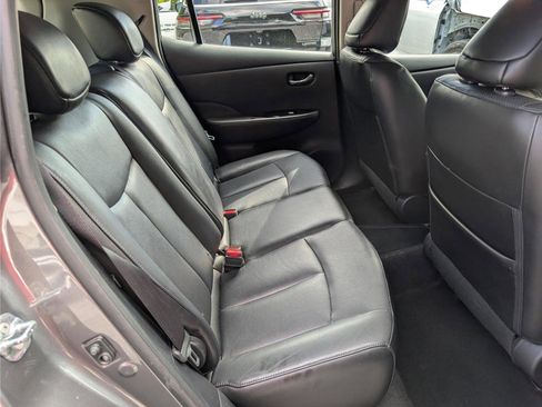 Used 2015 Nissan Leaf SL w/ Premium Package FWD image 13