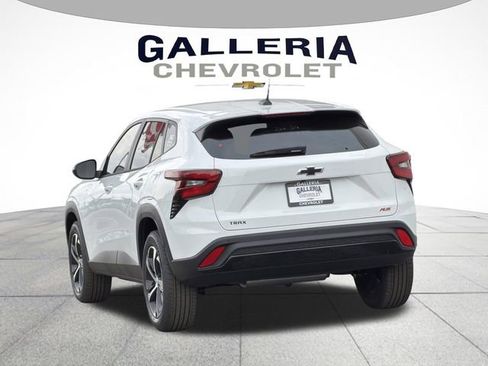 New 2026 Chevrolet Trax RS FWD image 5