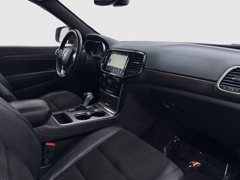 Used 2022 Jeep Grand Cherokee Laredo X RWD image 41