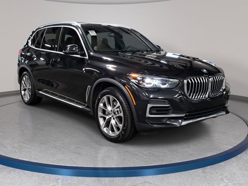 Certified 2023 BMW X5 sDrive40i w/ Premium Package RWD image 4