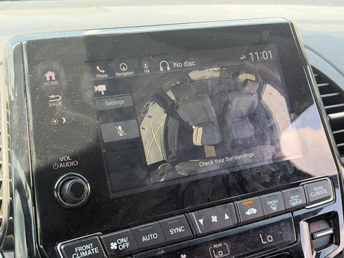 Used 2023 Honda Odyssey Elite image 7