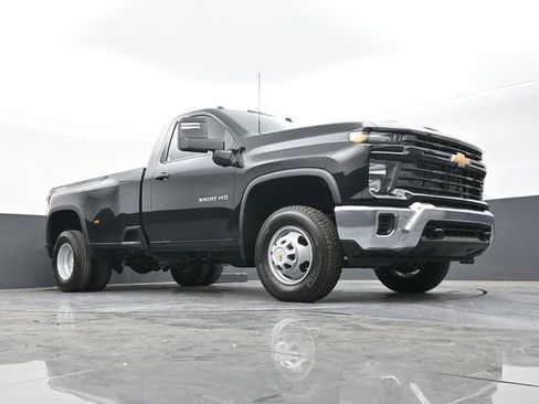 New 2026 Chevrolet Silverado 3500 W/T image 46