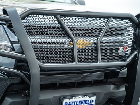 Used 2022 Chevrolet Colorado LT w/ LT Convenience Package AWD/4WD image 13