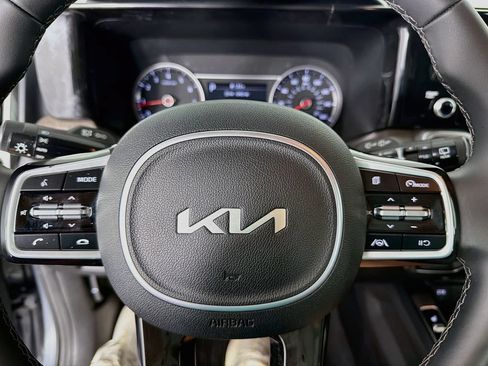Used 2022 Kia Sorento S AWD/4WD image 16