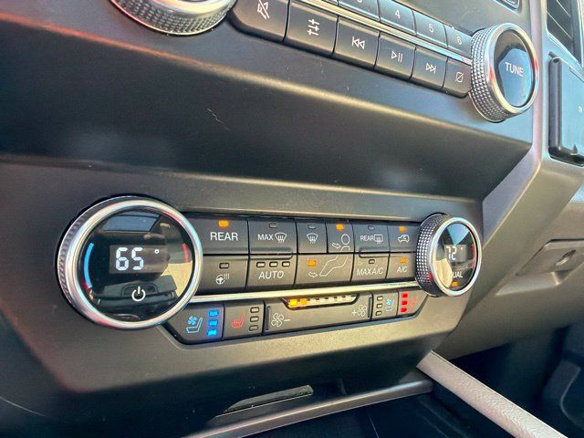 Used 2021 Ford Expedition XLT RWD image 16
