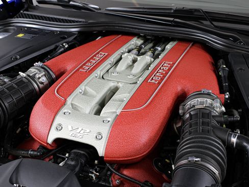 Certified 2022 Ferrari 812 GTS RWD image 98
