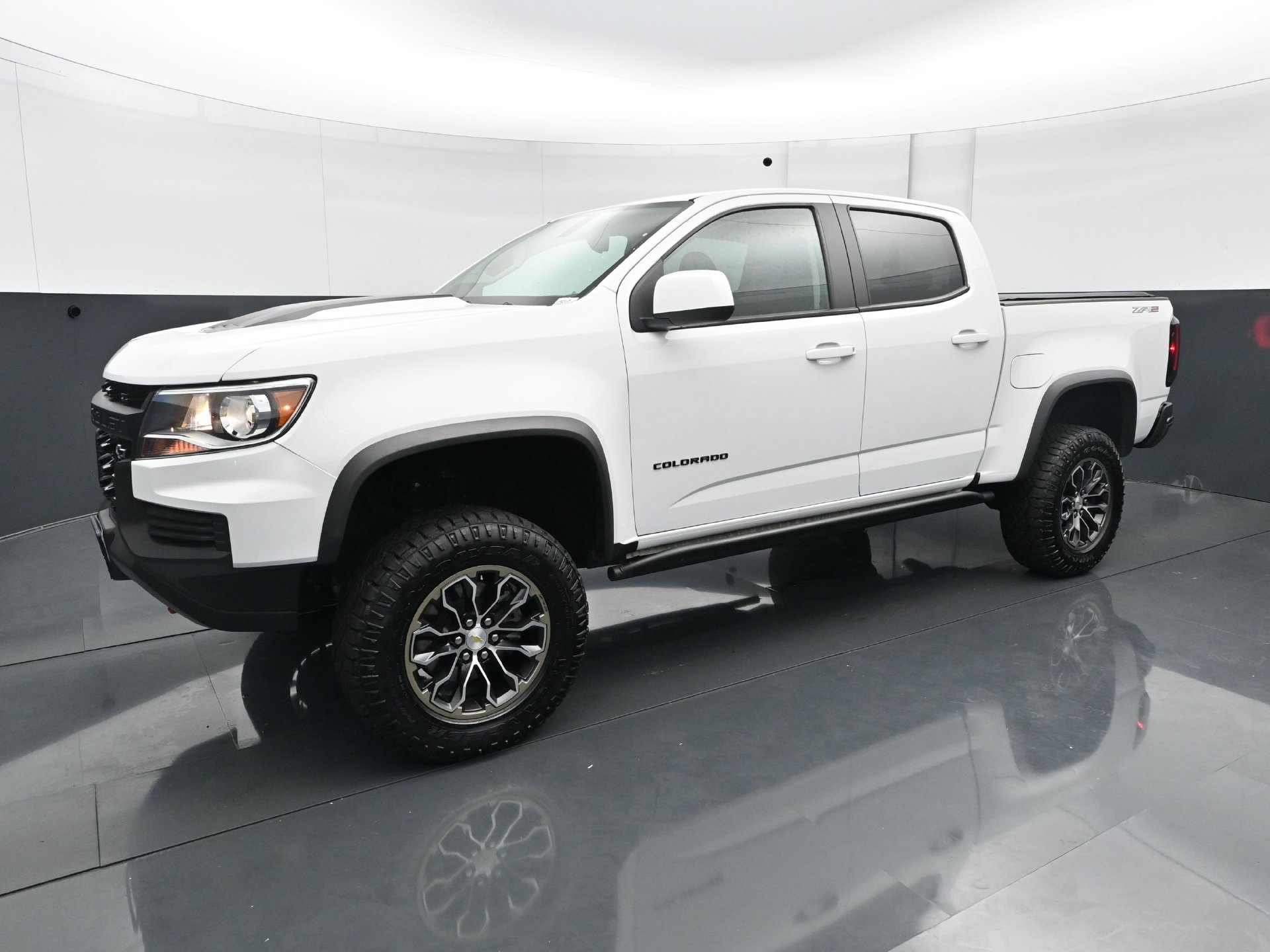 Used 2021 Chevrolet Colorado ZR2 AWD/4WD image 2