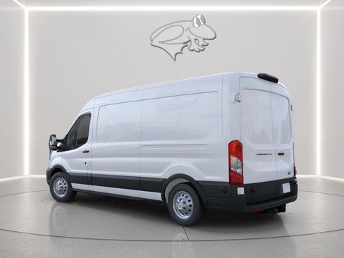 New 2026 Ford Transit 250 148 Medium Roof image 4