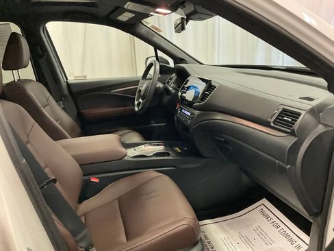 Used 2024 Honda Passport EX-L image 14