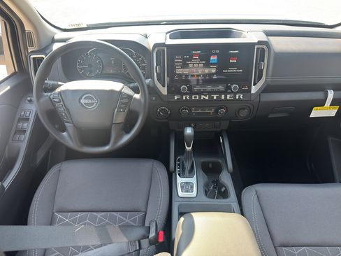 New 2026 Nissan Frontier SV w/ Tow Package image 12