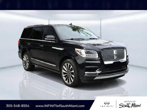Used 2020 Lincoln Navigator Reserve RWD image 3